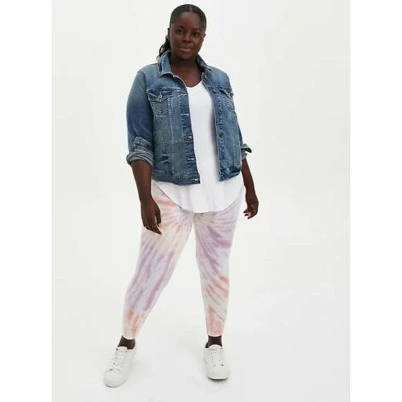 NWT Torrid Spiral Tie Dye Cropped Premium Leggings Pant Plus Size: 2X (18/20) - Picture 3 of 4